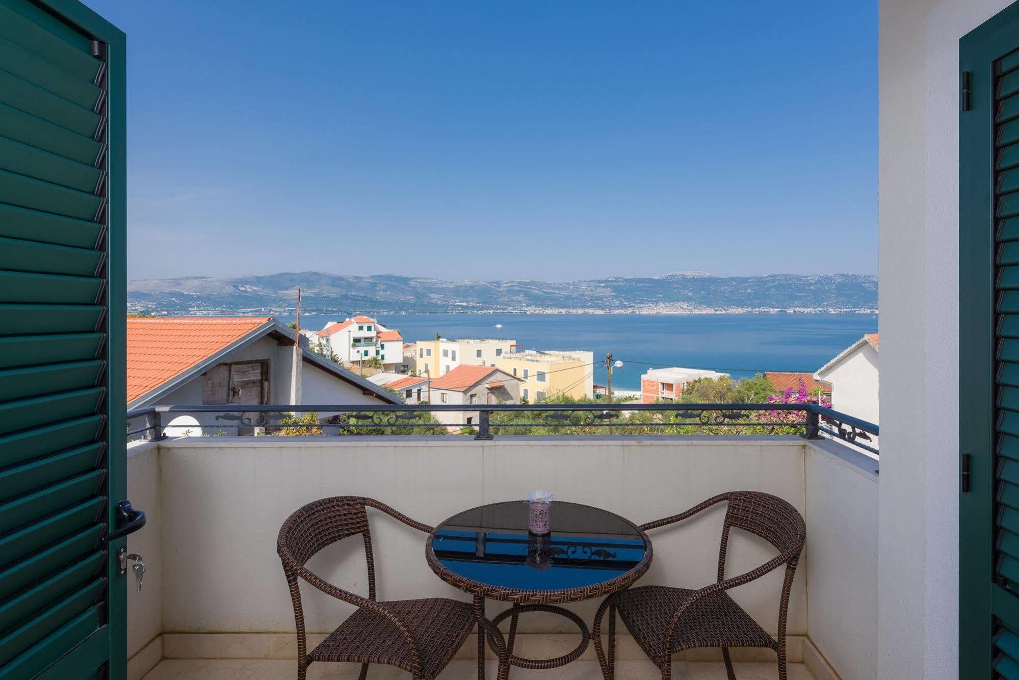 Villa Salena Слатине Екстериор снимка